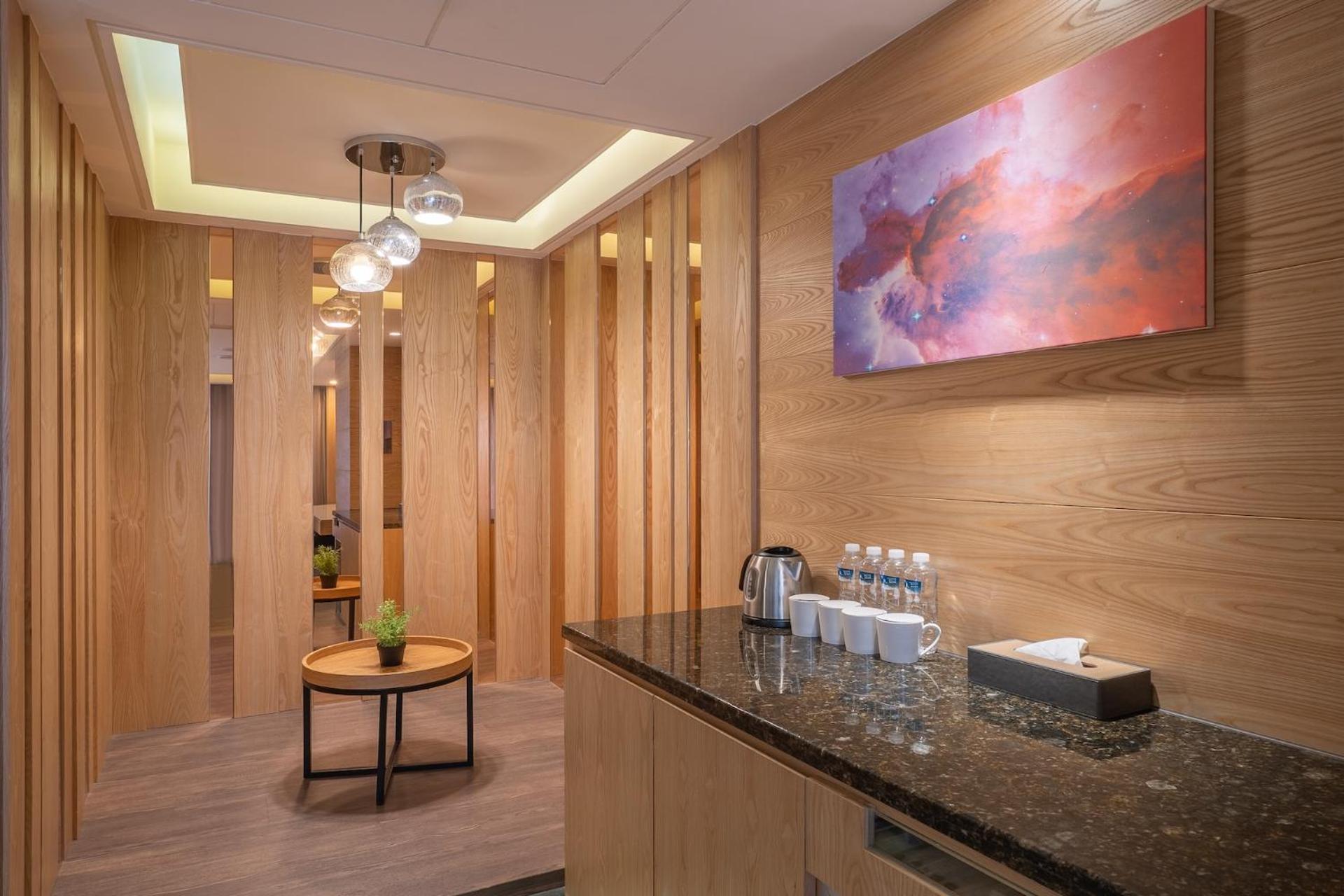 Guide Hotel Taichung Ziyou Εξωτερικό φωτογραφία