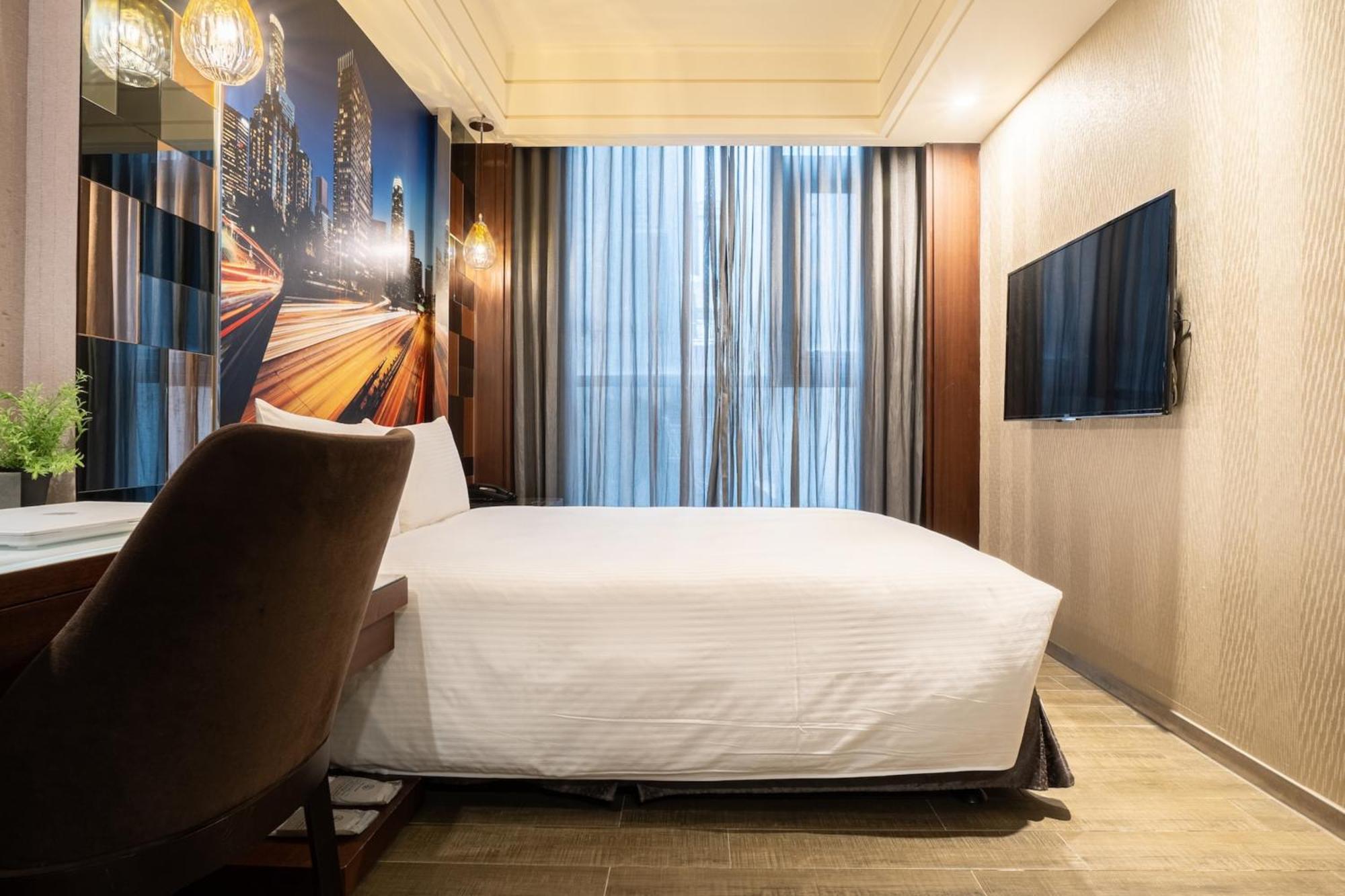 Guide Hotel Taichung Ziyou Εξωτερικό φωτογραφία