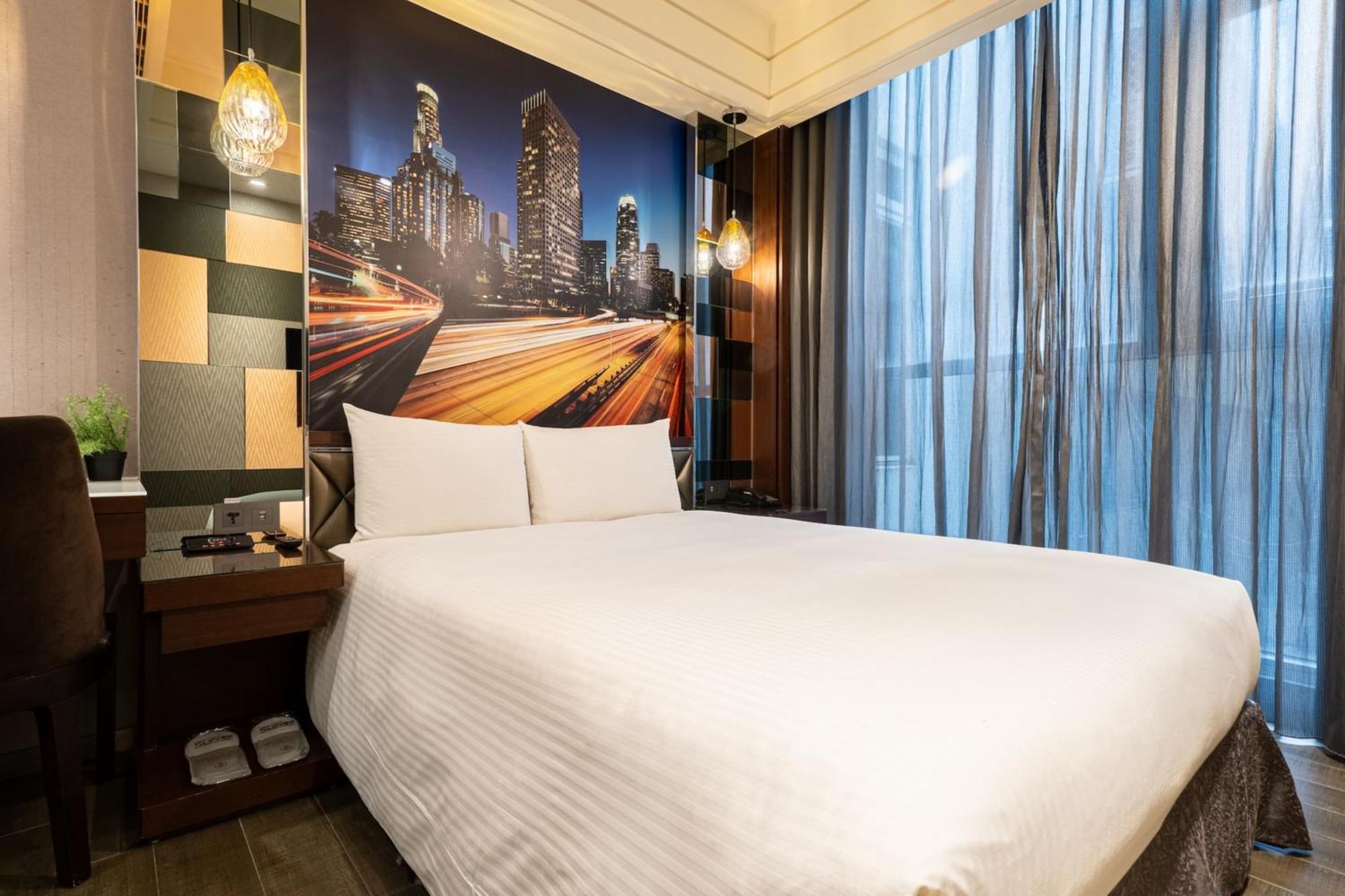 Guide Hotel Taichung Ziyou Εξωτερικό φωτογραφία