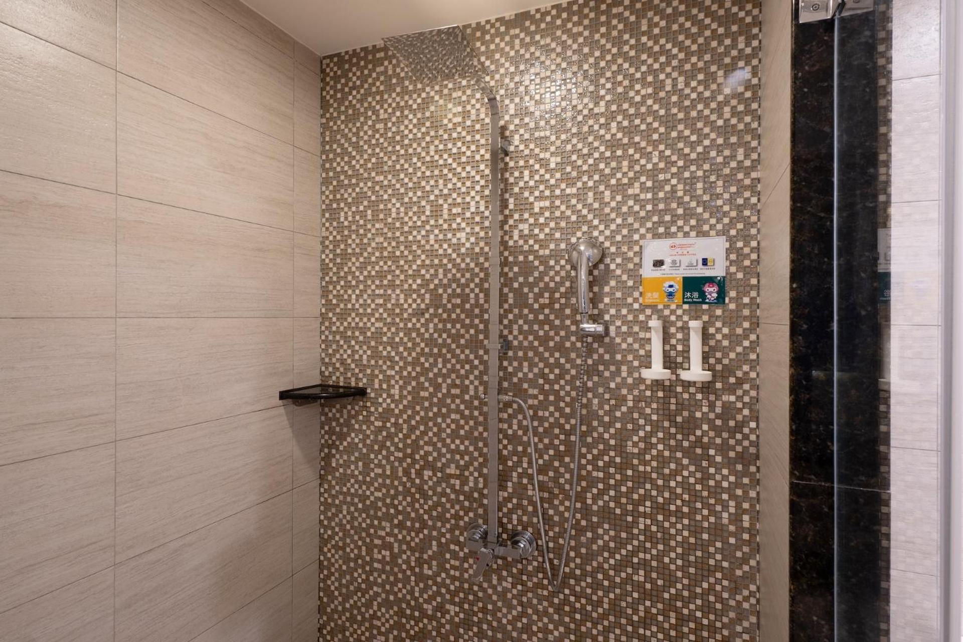 Guide Hotel Taichung Ziyou Δωμάτιο φωτογραφία