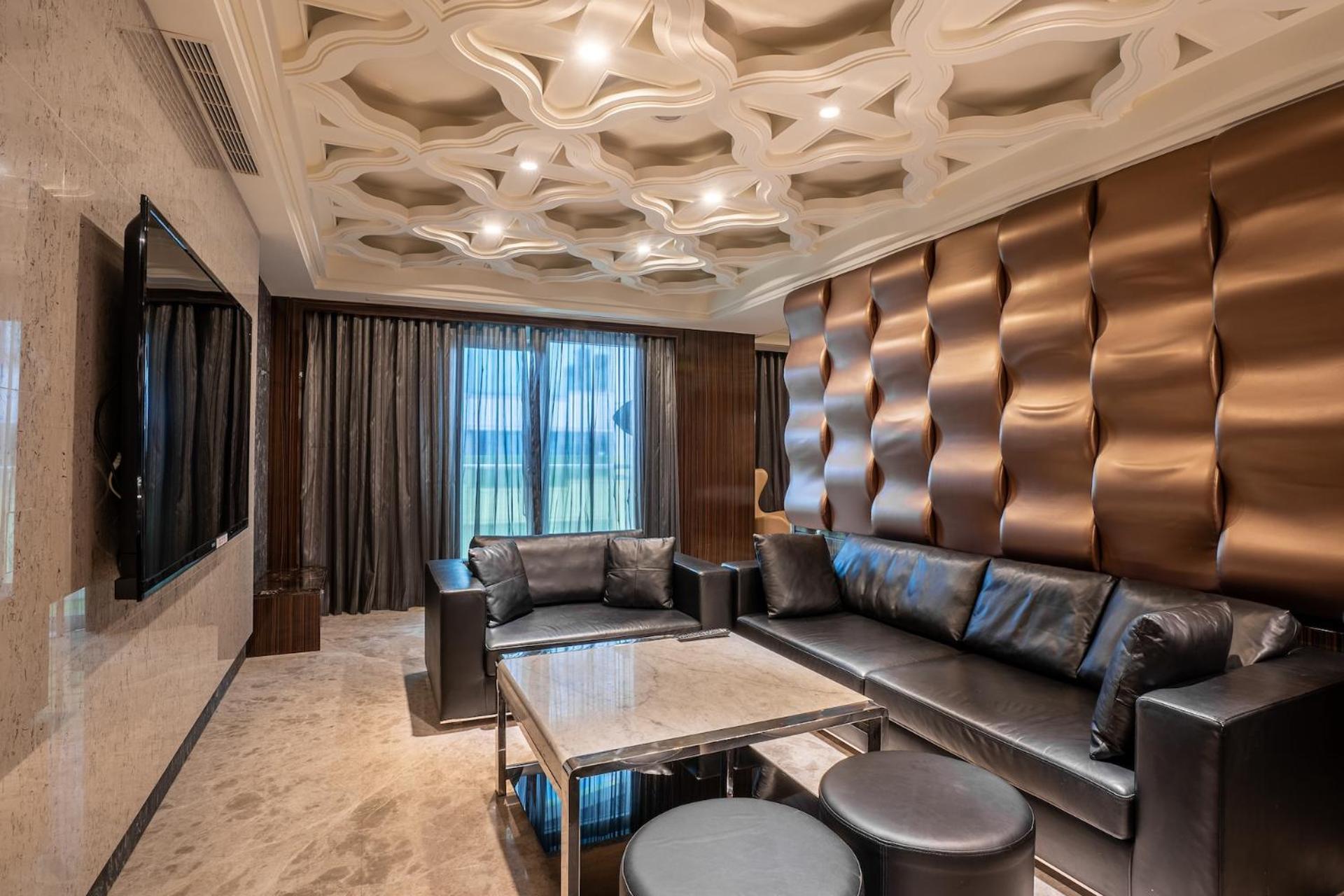 Guide Hotel Taichung Ziyou Εξωτερικό φωτογραφία